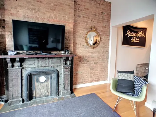 Rented by Compass | media 14