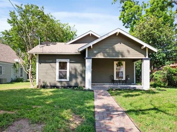 667 N Clinton St, Stephenville, TX 76401
