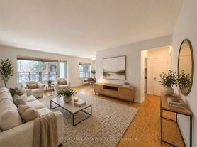 30 Upper Canada Dr, Toronto, ON