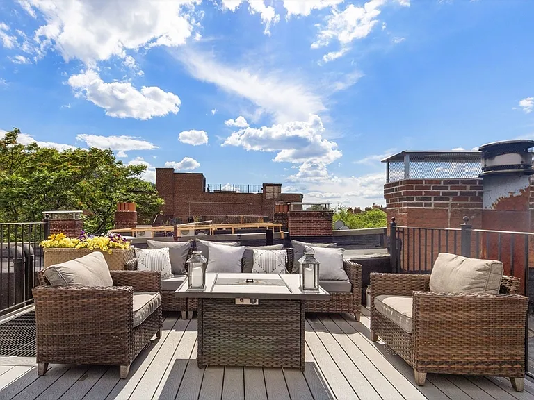 230 Marlborough St #4 — Photo 2
