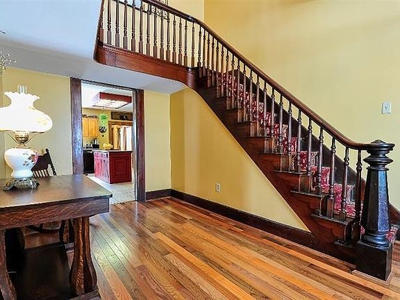 Entrance Staircase