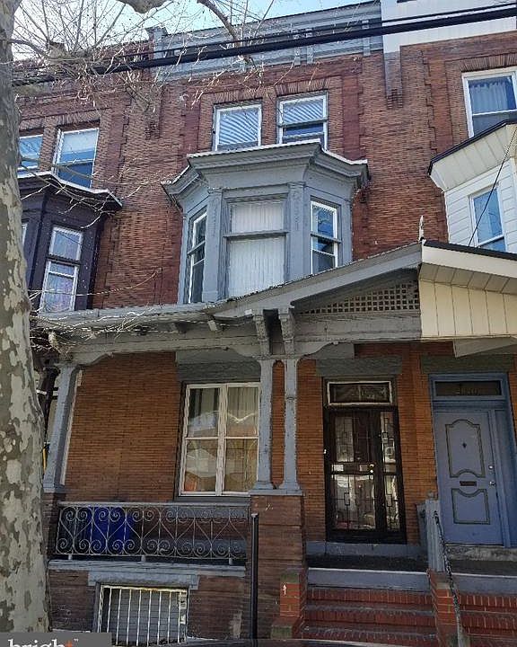 1st image of 2818 W Oxford St