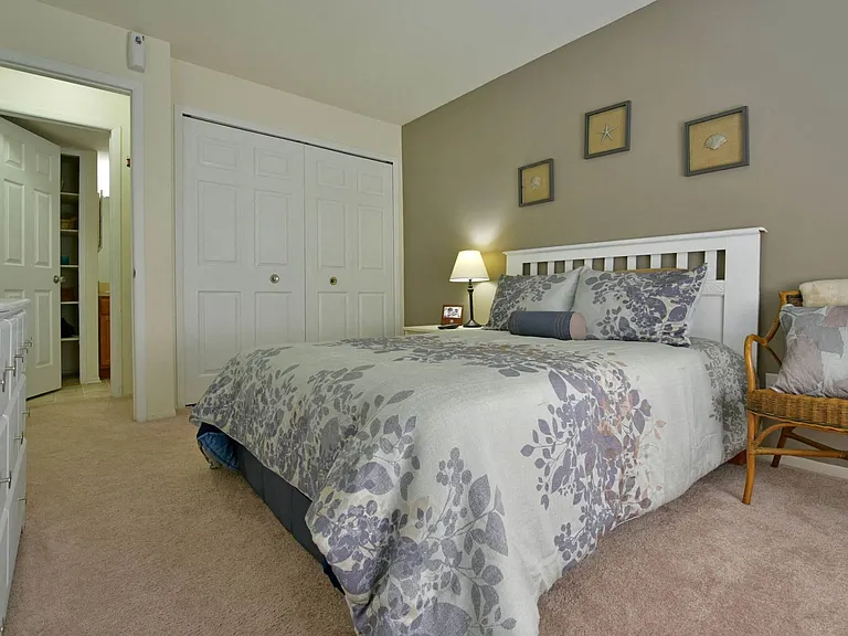 Sycamore Creek Apartments — Photo 7