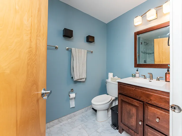 6 S Laflin St #818 — Photo 14