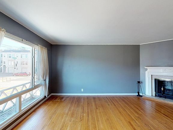 4th image of 1391 18th Ave