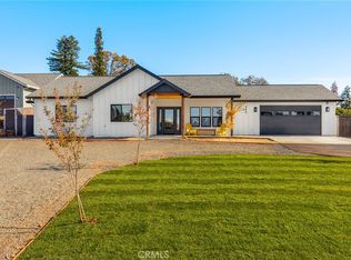 値下げ不可　house on the hill_ Parent Bag_Tile 566 Hillcrest Dr, Paradise, CA 95969 | MLS #SN25108907 | Zillow