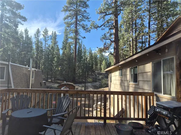 618 Sugarloaf Blvd, Big Bear City, CA 92314