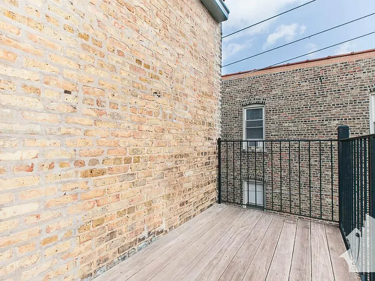 1949 W Cuyler Ave #3 — Photo 14