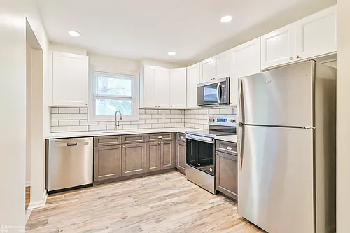 2066 Chester Rd #4 Photo 1
