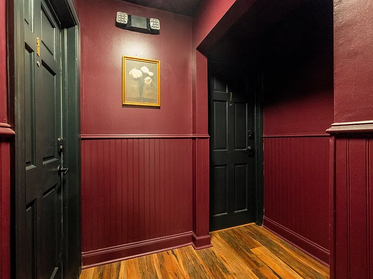 930 Greenwood Avenue — Photo 15