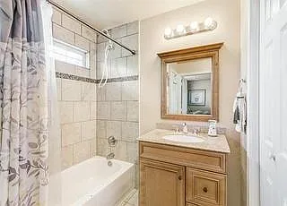 3152 Karen St — Photo 22