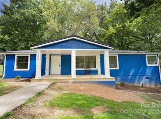 1352 Shady Valley Ln, Claremont, NC 28610