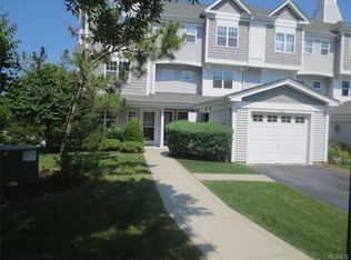 221 Waterside Close, Peekskill, NY 10566