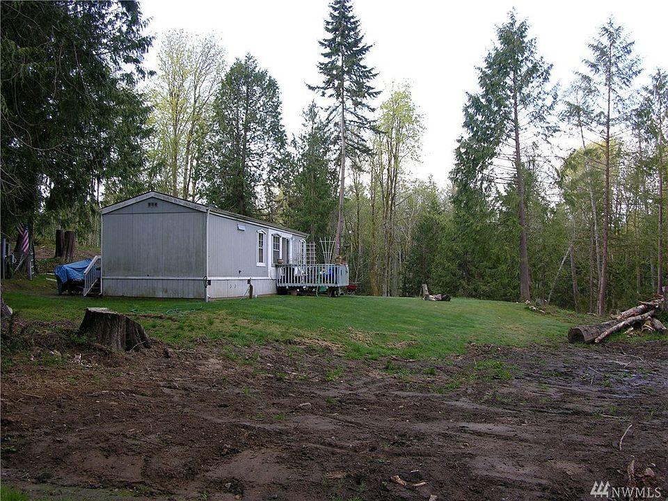 2nd image of 9175 NE Country Woods Ln