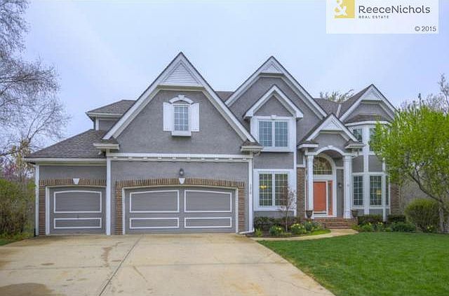 New roof and fresh exterior paint!