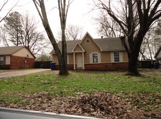 5939 Shannon Dr, Horn Lake, MS 38637