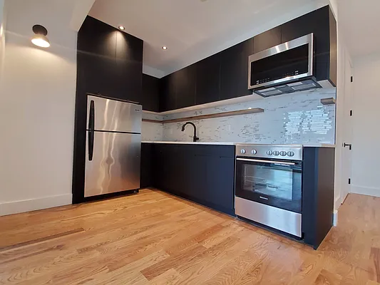 Rented by Sunshine Management Group, LLC | media 4