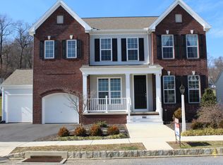 1278 Banner Dr, Lancaster, PA