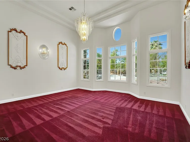 1250 Shadow Ln — Photo 4