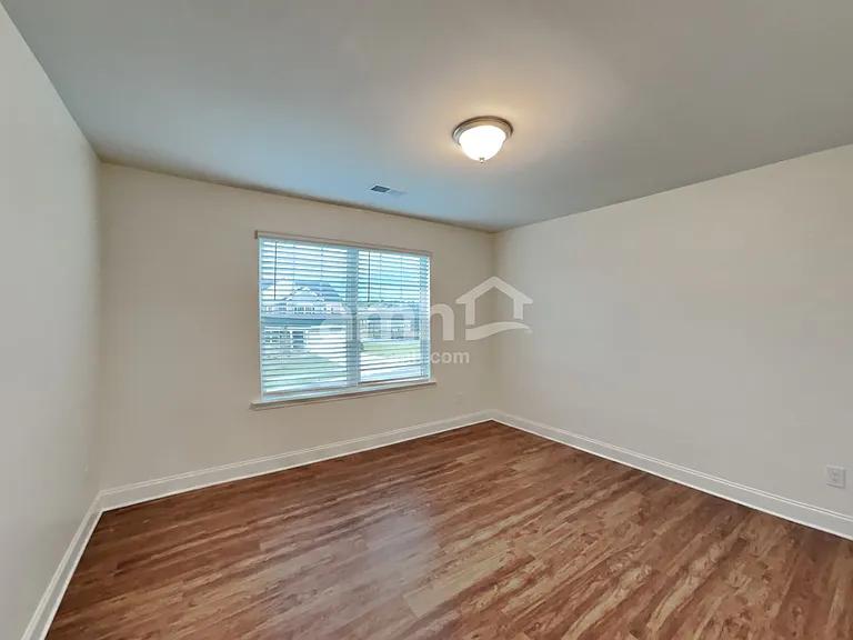 149 Hazel Park Dr — Photo 16