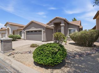 964 W Fairway Dr, Chandler, AZ 85225