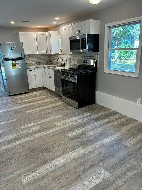 2 bed, 750 sqft, $2,050 — Photo 4