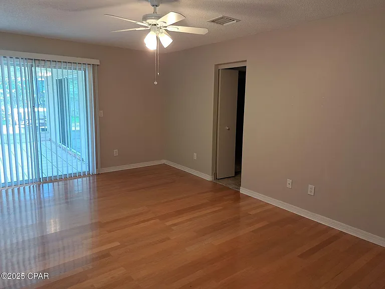 3413 Jasmine Trace Ln — Photo 36