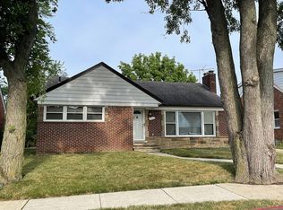 6903 Kingsbury St, Dearborn Heights, MI 48127