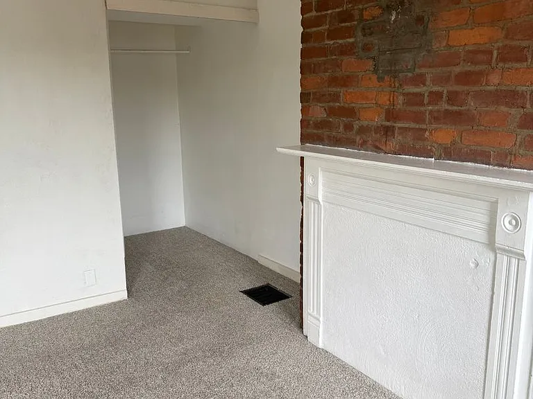 512 Carothers Ave — Photo 9