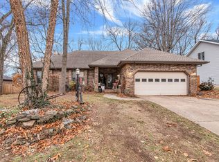 2765 S Eldon Ave, Springfield, MO 65807