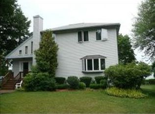 19 Lakeside St, Salem, NH 03079