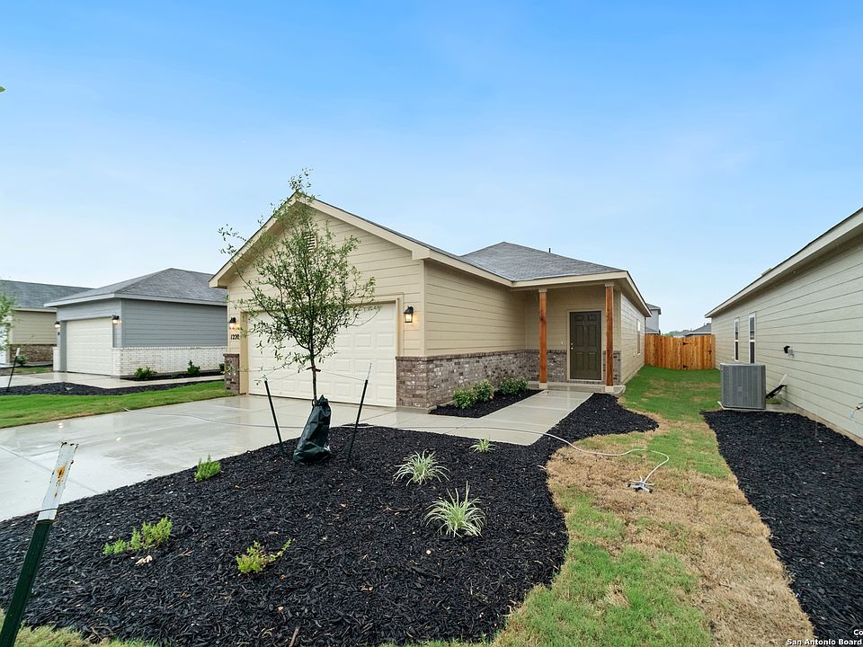 1st image of 1220 Whitneyway Ln