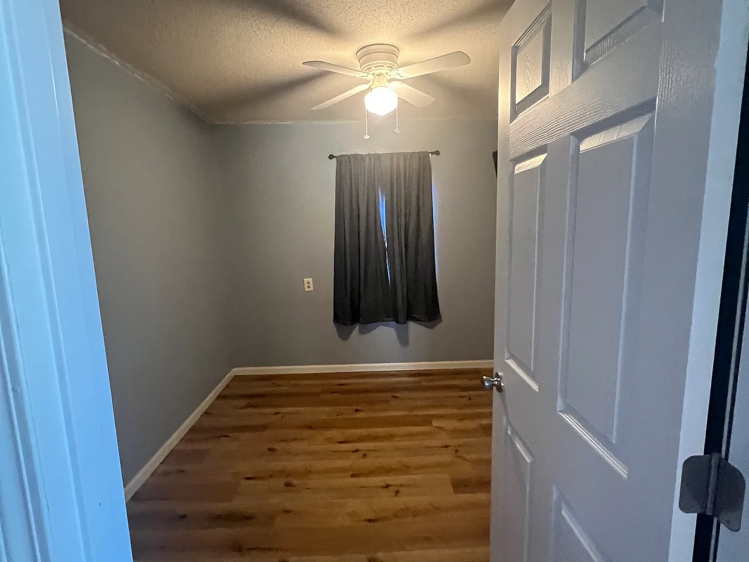 2 bed, 800 sqft, $1,000 — Photo 3