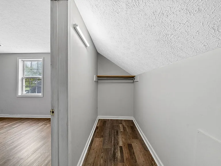 718 Central Ave — Photo 13
