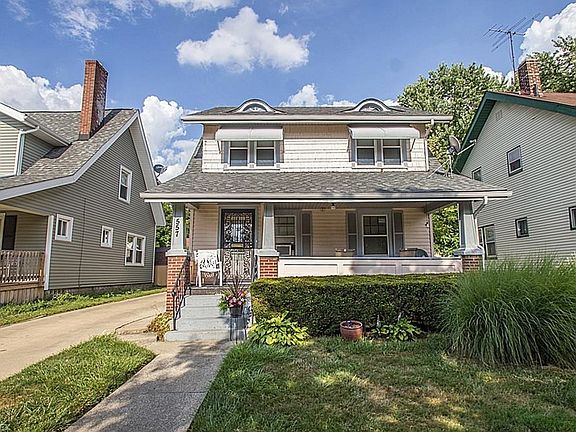 2nd image of 557 Storer Ave