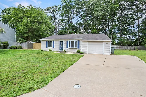 531 Ashwood Dr Photo 1