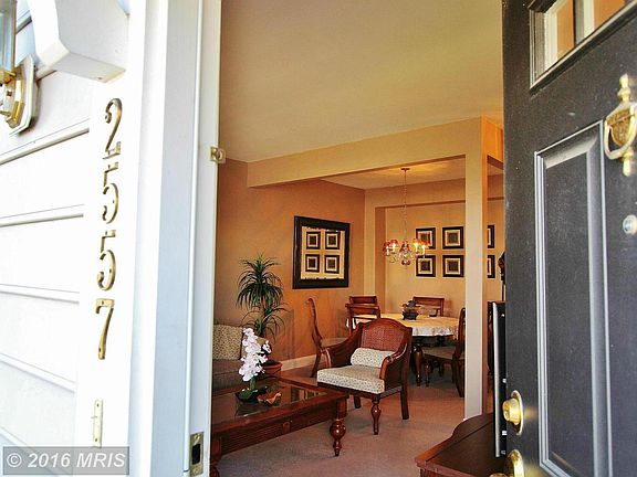 2nd image of 2557 Miranda Ct