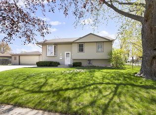 2516 Campbell St, Joliet, IL 60435