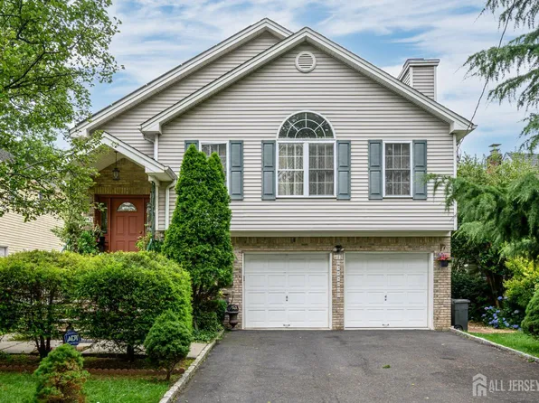 612 Oakwood Ave, Roselle Park, NJ 07204