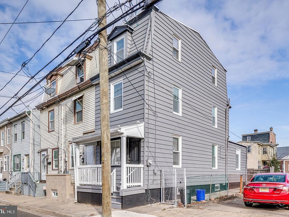 1st image of 321 Somerset St