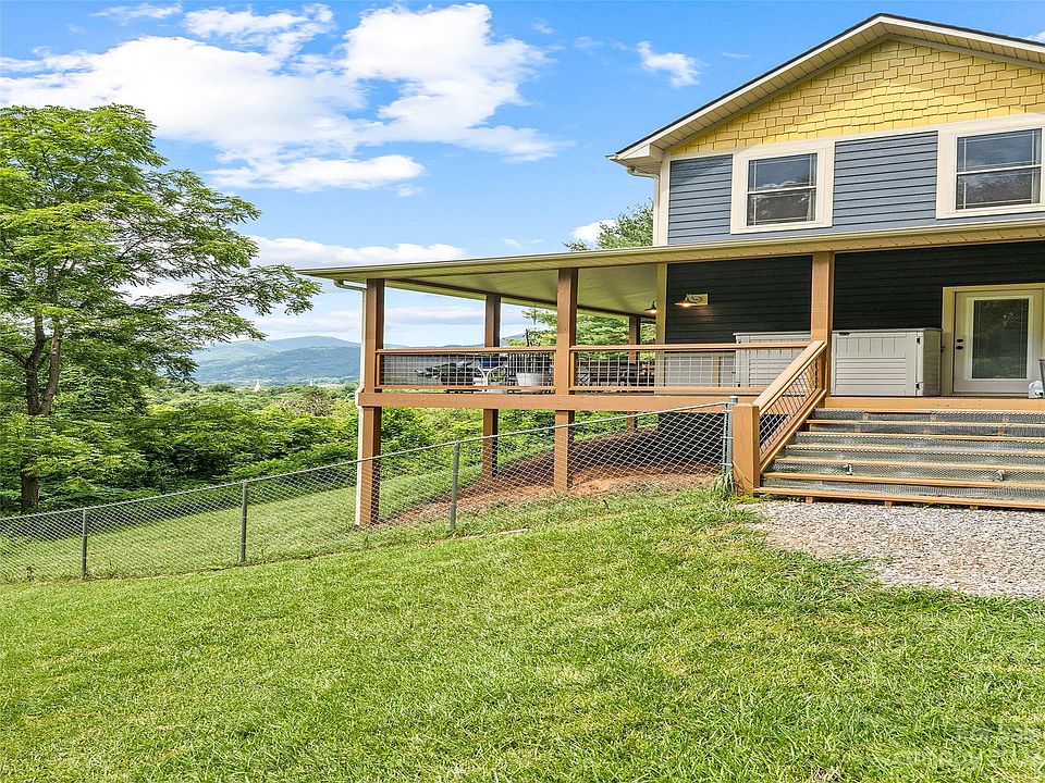 1st image of 76 Reservoir Dr