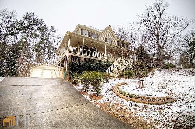 2nd image of 216 Eagle Ridge Ln