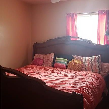 5th image of 2417 Vernon Ave S