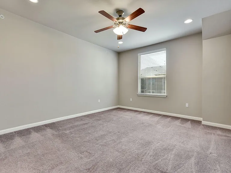 13800 Lyndhurst St #274 — Photo 17