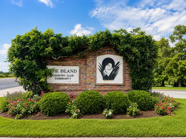 Homes Available Soon, The Island Country Club