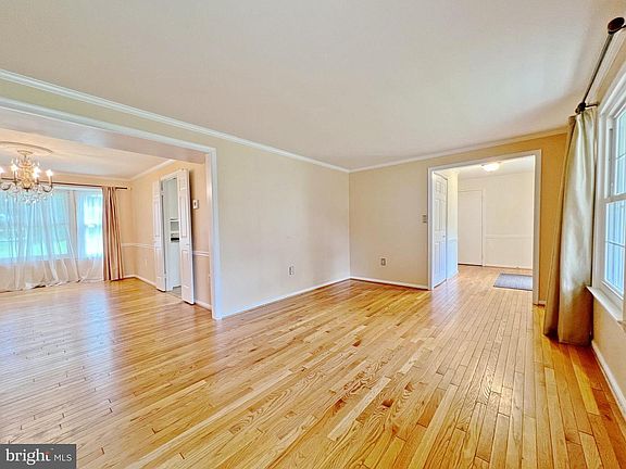 5th image of 7217 Wapello Dr
