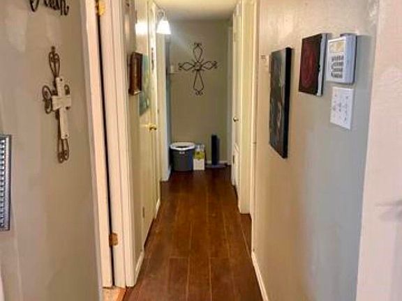 4th image of 111 Jordan St