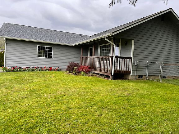 2nd image of 310 S 10th St