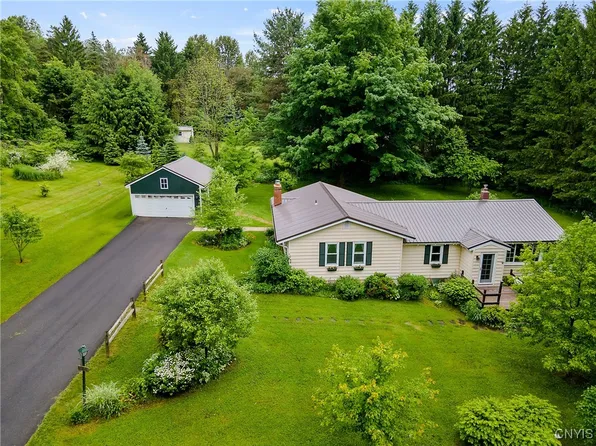 6313 Reidy Hill Rd, La Fayette, NY 13084