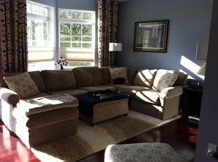 211 Dresher Woods Dr, Dresher, PA 19025